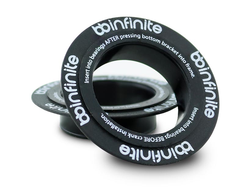 OMNI Racer PressFit PF30 Bottom Bracket Ceramico Titanio Per Shimano: PF30RTBT, 68mm, 102g